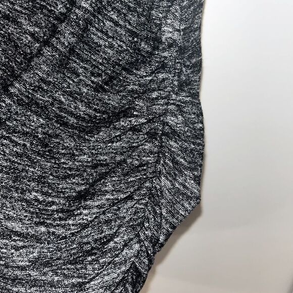 Banana Republic jersey skirt - Picture 4 of 4